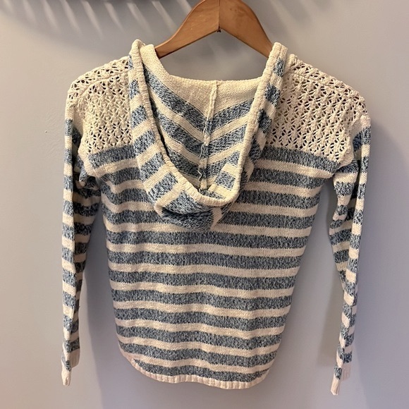 3/$20 😀 JUSTICE Knit striped hoodie sweater - Picture 2 of 5